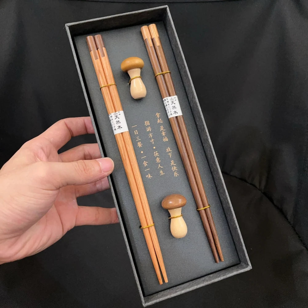 Creative Gifts Japanese Chopsticks Wooden Food Sticks Reusable Chinese Chopsticks Tableware Sushi Sushi Chopstick Set Korean Bar